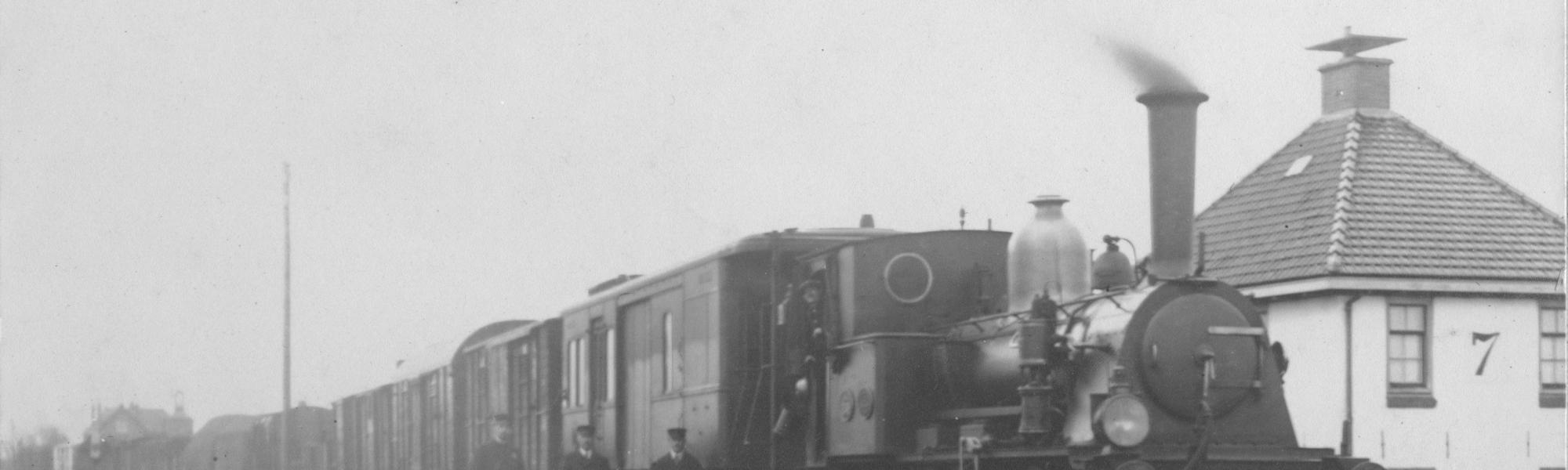 Historisch beeld van Haarlemmermeerspoorlijn