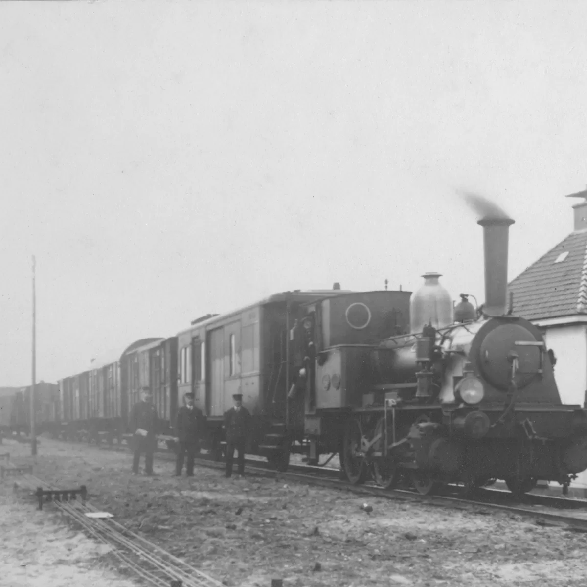 Historisch beeld van Haarlemmermeerspoorlijn
